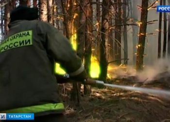 В Заинск доставили новый памятник Воину-освободителю