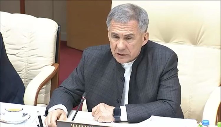 Рустам Минниханов поручил главам районов организовать отлов бродячих собак