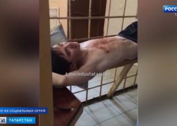 «Повезло, что учитель вышел и закрыл дверь»: за жизнь пострадавших школьников борются врачи ДРКБ