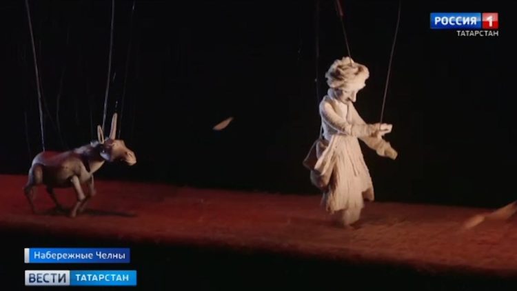 В Набережных Челнах проходит фестиваль театров малых городов