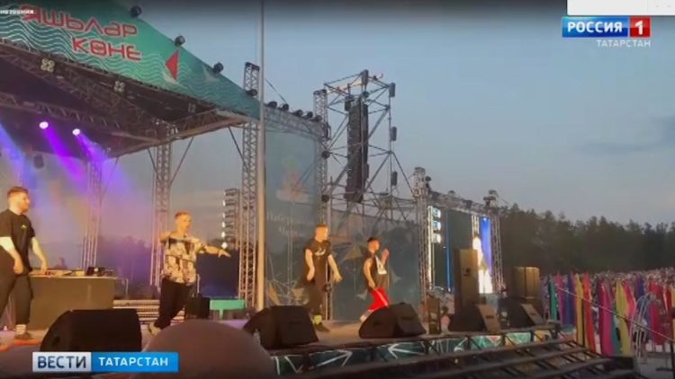 Запрет в регионах: после нашумевшего концерта Nilleto в Набережных Челнах Роспотребнадзор начал проверку