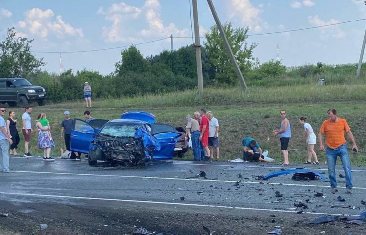 11-летний ребенок погиб в жестком ДТП с грузовиком под Челнами