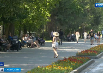 Температурный рекорд: эксперты рассказали, как казанцам спастись от изнуряющей жары