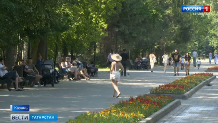 Температурный рекорд: эксперты рассказали, как казанцам спастись от изнуряющей жары