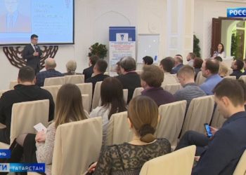 Новый президент ФИНА прибыл в Казань с рабочей поездкой