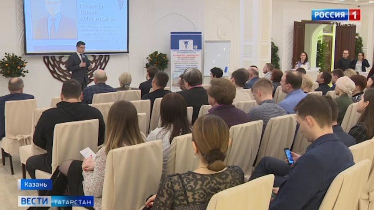 Новый президент ФИНА прибыл в Казань с рабочей поездкой