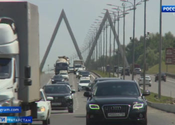Временные трудности: в Минтранспорте объяснили 9-ти балльные пробки при въезде в Казань