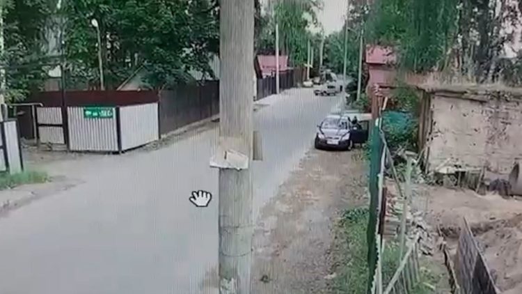 В соцсетях появилось видео, как водитель сбил подростка под Казанью