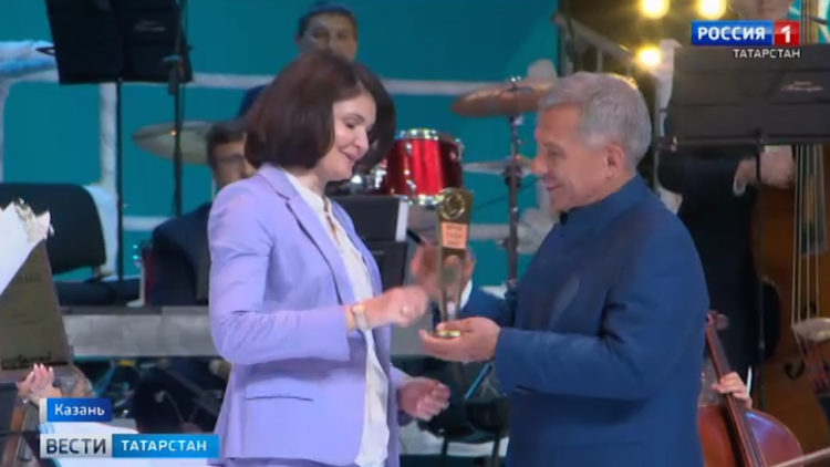 В Казани прошел ежегодный конкурс «Врач года» — «Ак чәчәкләр»