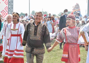 Минниханов посетил республиканский праздник чувашской культуры «Уяв»