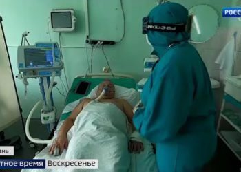 Врачи «красной зоны» рассказали, как борются за жизнь каждого больного коронавирусом