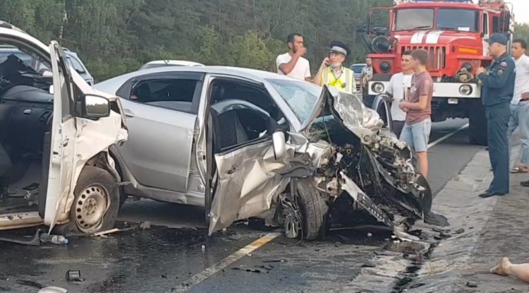 Смертельная авария с микроавтобусом произошла на трассе Казань-Йошкар-Ола