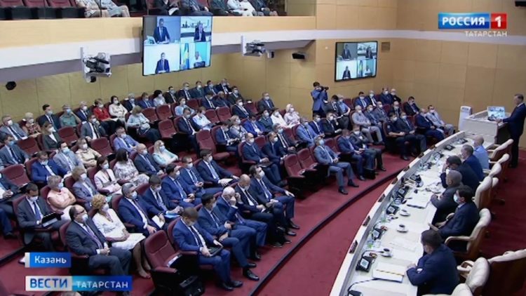 Теряют деньги и надежду: вкладчики финансовой пирамиды «Финико» могут потерять сотни тысяч рублей