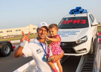 Челнинец выиграл в конкурсе «КАМАЗа» и получил новую LADA