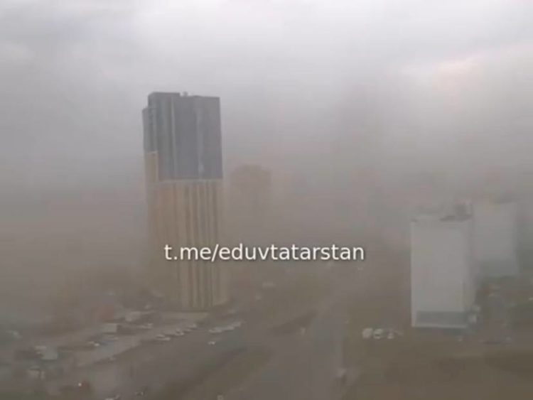 Над Челнами пронеслась буря из пыли