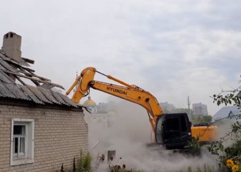 В Казани на Осиновской начали сносить дома для расширения дороги