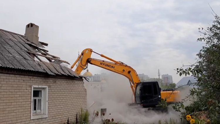 В Казани на Осиновской начали сносить дома для расширения дороги