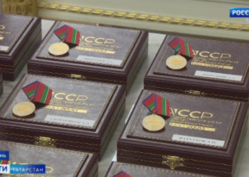 В казанском Кремле чествовали команду чемпионов по хоккею на траве «Динамо — Ак Барс»