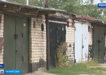 Жителя Казани в упор застрелили в подъезде многоэтажки: подробности трагедии