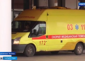 Врачи РКБ удалили из головы женщины опухоль размером с теннисный мяч