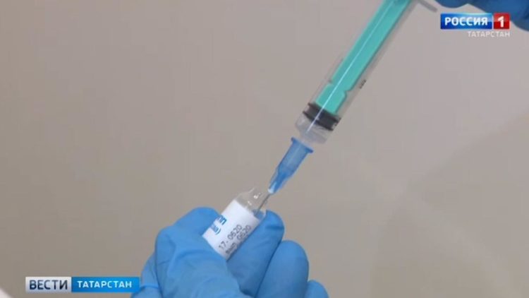 Игорь Комаров поздравил татарстанцев с Днем знаний