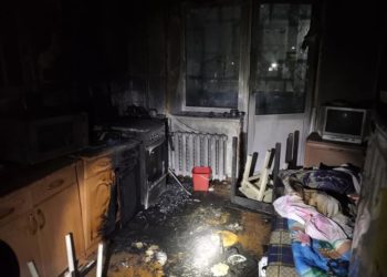 В Челнах при пожаре в многоэтажке погиб мужчина