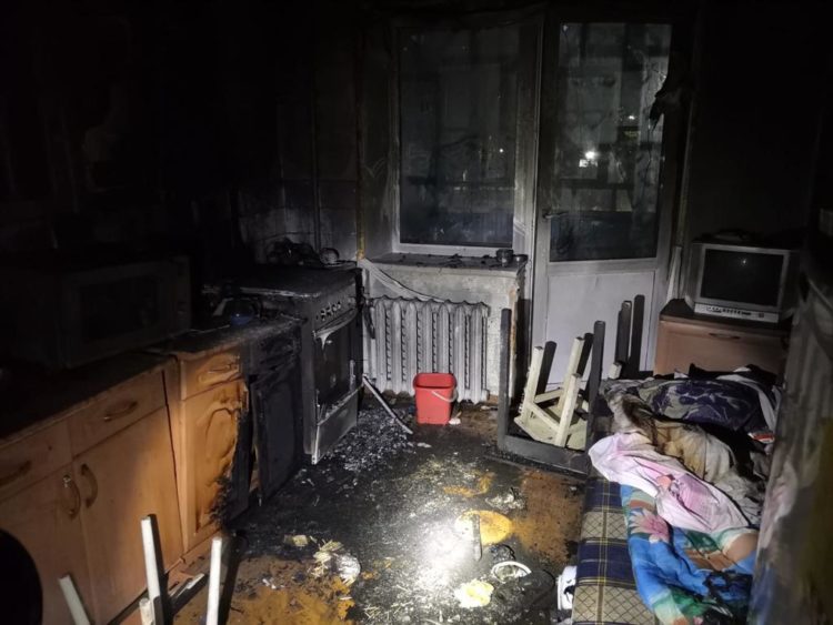 В Челнах при пожаре в многоэтажке погиб мужчина