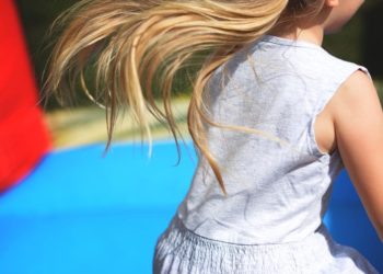 В Челнах оштрафовали владельцев батутов за нарушение мер безопасности