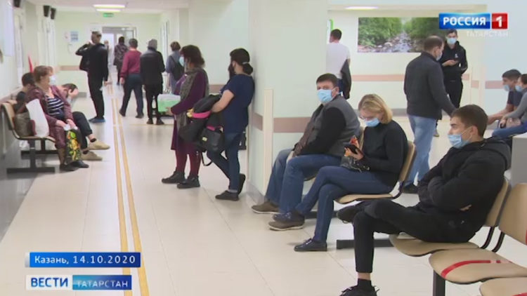 Задыхался на руках: груднички и годовалые дети стали чаще болеть COVID-19