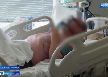 «Происходит распад полости лёгких»: врачи борются с новым штаммом коронавируса