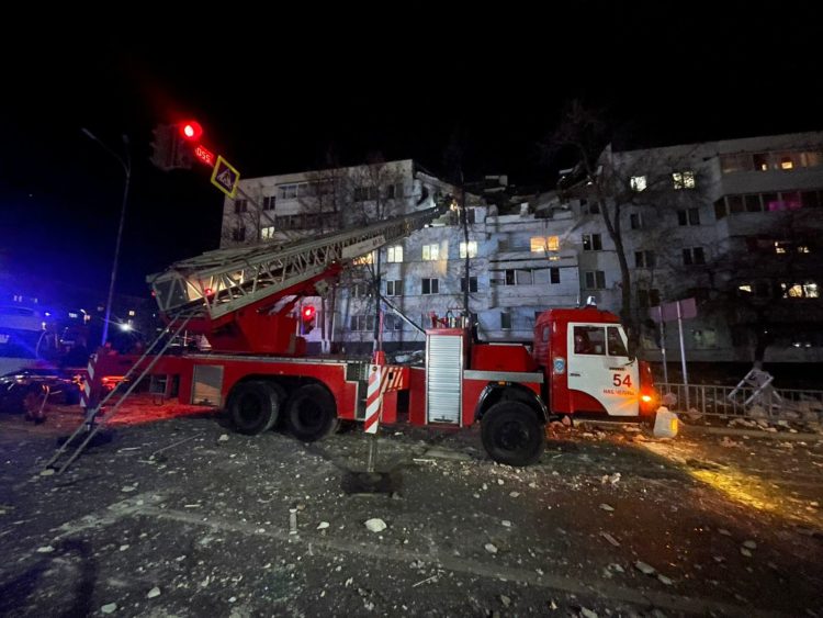 В Татарстане возбуждено уголовное дело после обрушения части жилого дома в Челнах