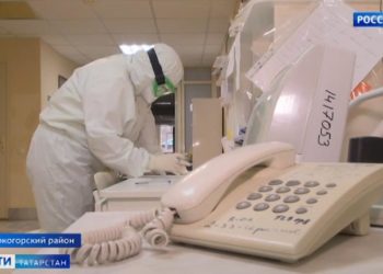 «Мест не было у нас»: в ковидные госпитали поступают все больше пациентов