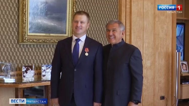 Минниханову представили нового начальника контрольно-пропускного пункта «Казань-Аэропорт»