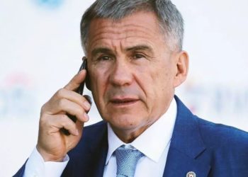 Рустам Минниханов: «Обязательно позвоните своим мамам, поздравьте их и никогда не расстраивайте!»