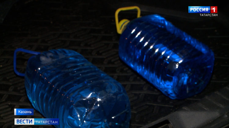 Татарстанские спасатели проводят рейды, чтобы остановить выходящих на тонкий лед рыбаков