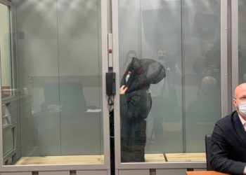 Казанский суд арестовал на два месяца истязавшую свою дочь мать