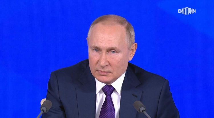Владимир Путин заявил об увеличении расходов на социальные нужды населения