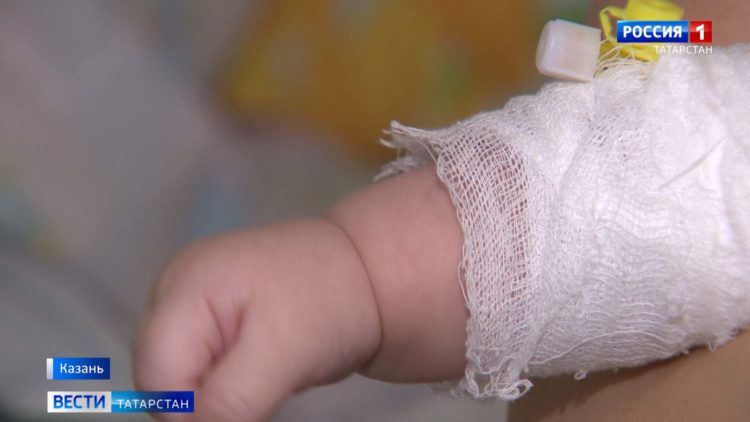 Под особым контролем: Минниханов поручил обеспечивать плановую медпомощь детям в полном объеме