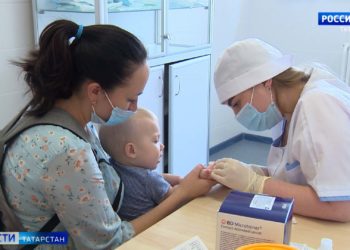 Под особым контролем: Минниханов поручил обеспечивать плановую медпомощь детям в полном объеме