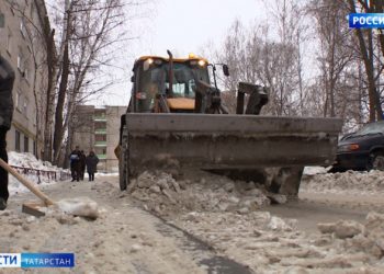 «Нужно усиливать работу»: мэр Казани отчитал городские районы за уборку снега