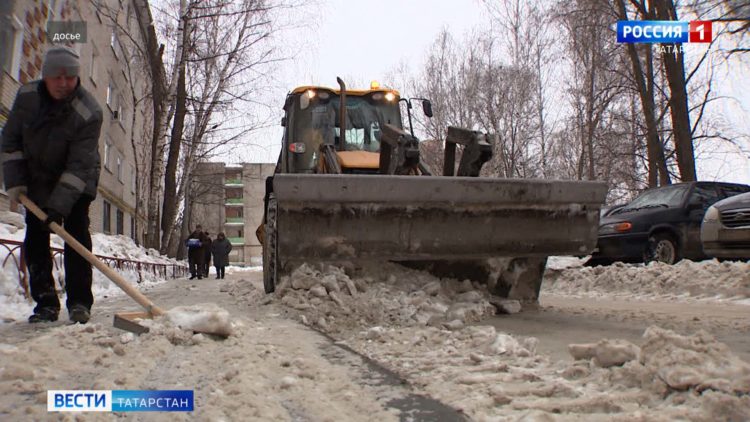 «Нужно усиливать работу»: мэр Казани отчитал городские районы за уборку снега