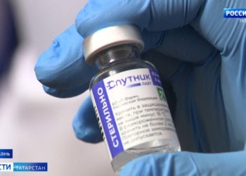 Татарстанские врачи рассказали об опасности «Омикрона» и начале вакцинации подростков