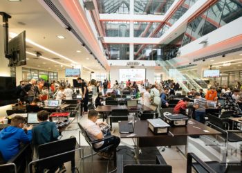В Казани открыли первый детский IT-парк