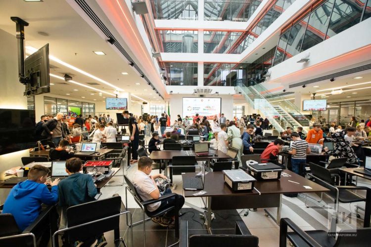 В Казани открыли первый детский IT-парк