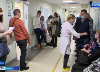 Во власти «Омикрона»: все поликлиники Татарстана переходят на режим работы без выходных