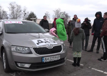 Песков: гумкоридоры на Украине есть, но националисты не выпускают людей