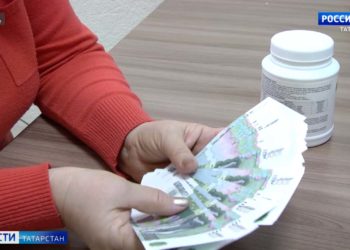 В Татарстане мошенники запугивают пенсионеров дефолтом и предлагают обменять деньги