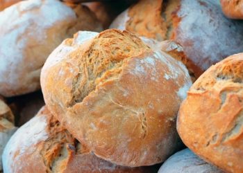 Рост цен и очереди за хлебом: мир начал осознавать последствия санкций