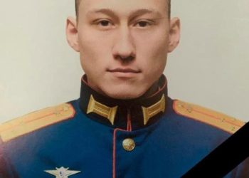 В Лениногорске прощаются с Дамиром Исламовым, погибшим при спецоперации на Украине