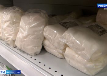 Ажиотаж спал: в Татарстане в два раза снизились продажи сахара